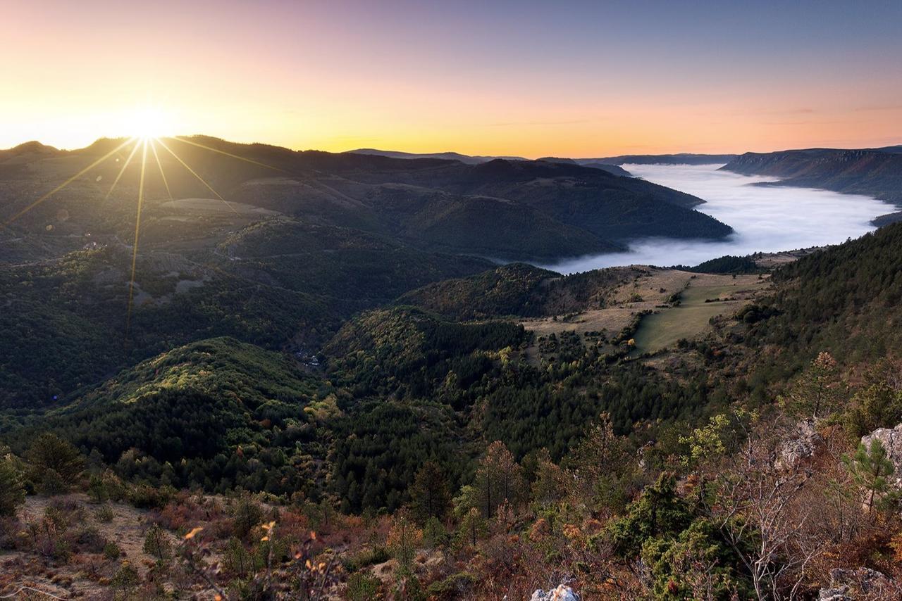 Le Vallon Ispagnac Exteriör bild